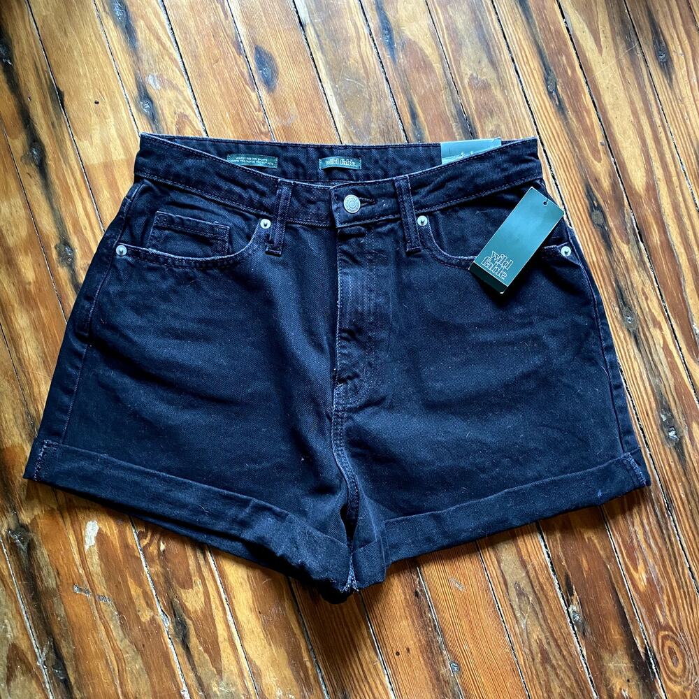 NWT Wild Fable High Rise Mom Shorts Black size 8/29R